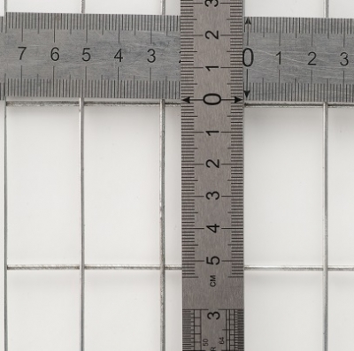 СЕТКА СВАРНАЯ ОЦ 25х50 d 1,6мм (1,0х10)м, в рулонах 